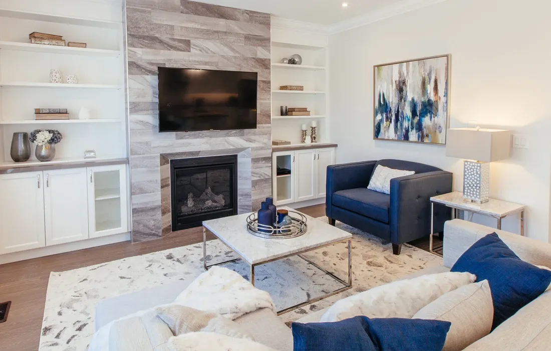 Riverscape Features livingroom